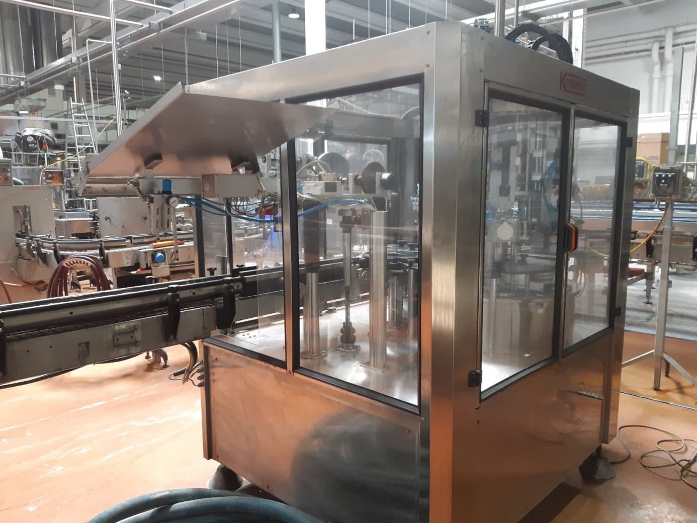 Ansicht links von Nortan Prisma S60